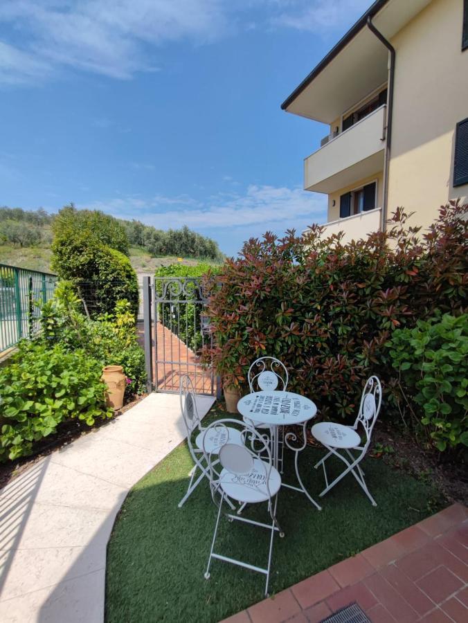 Private Garden Giardino Privato A Bardolino - House Amorino Exterior photo